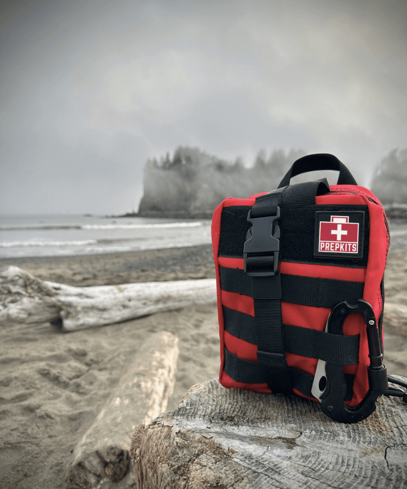 
                  
                    the weekender outdoor first aid kit
                  
                